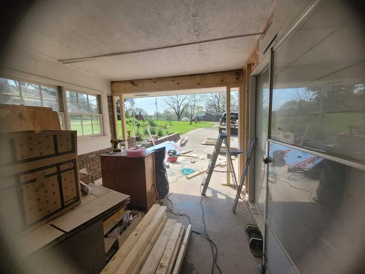 Air movers and dehumidifier for Water Mitigation Services in Midway